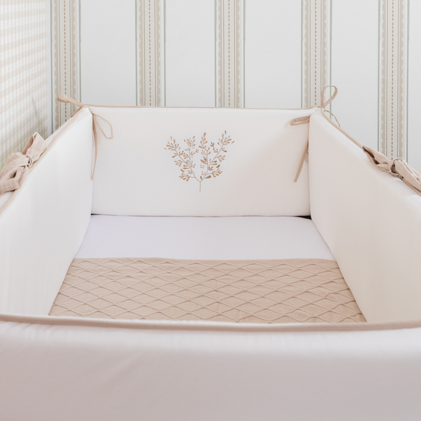Kit de Berço em Algodão Pima – Protetores 4 Peças Bordado Bege