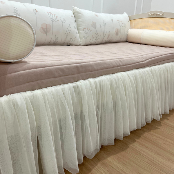 Saia de Cama Tule Branco 1 Lado - Jardim da Mamãe