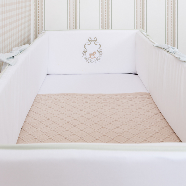 Kit de Berço em Algodão Pima – Protetores 4 Peças Bordado Verde